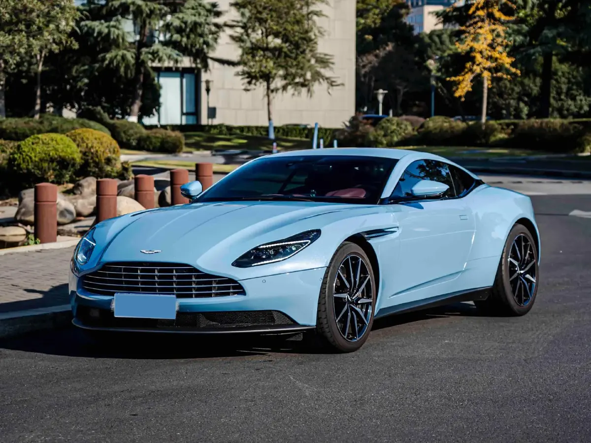 2022 Aston Martin DB11 4.0T 534HP V8 8AT