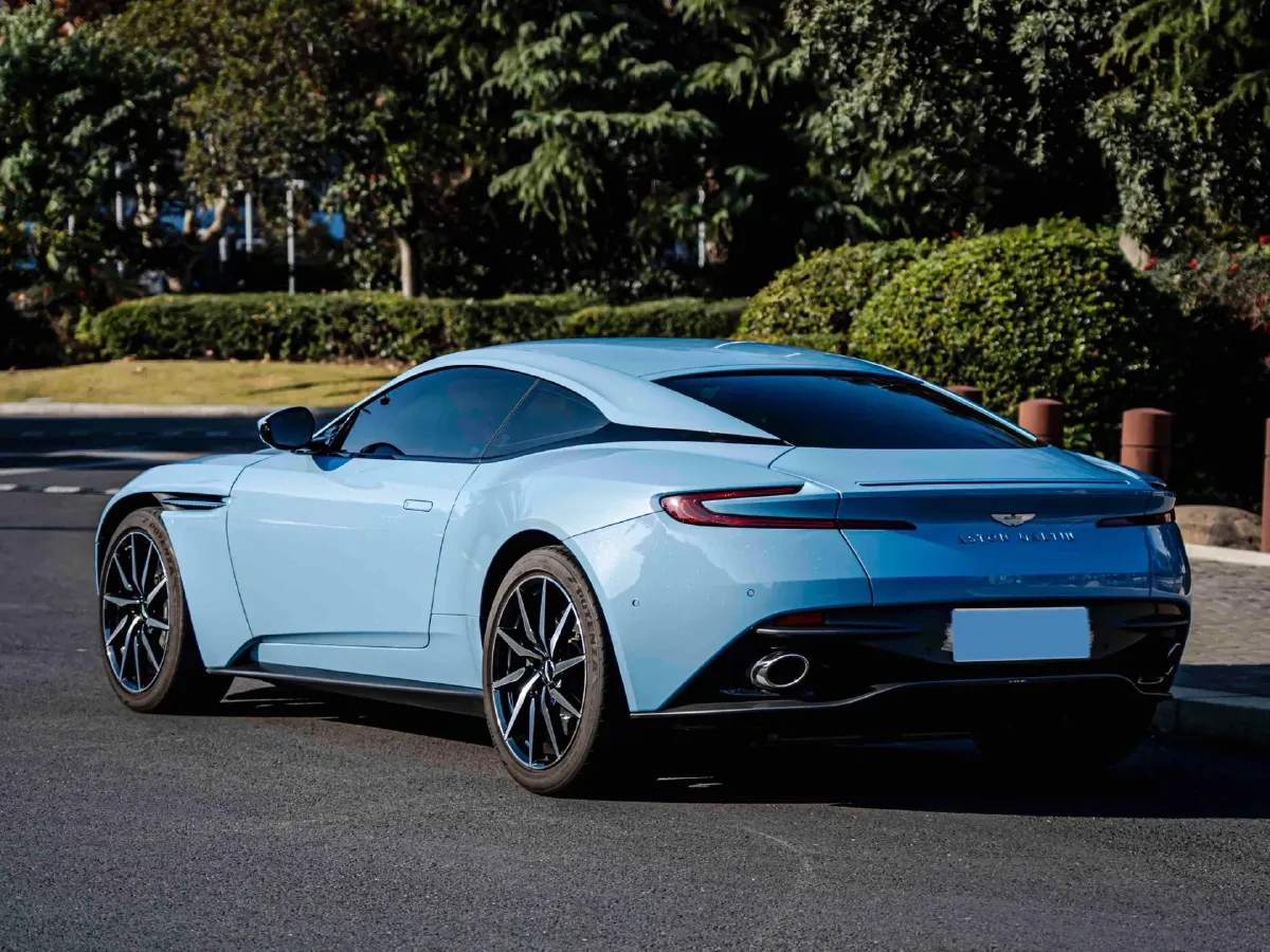 2022 Aston Martin DB11 4.0T 534HP V8 8AT,autocango,china used car exporter,china ev exporter,chinese used car exporter,chinese used ev exporter