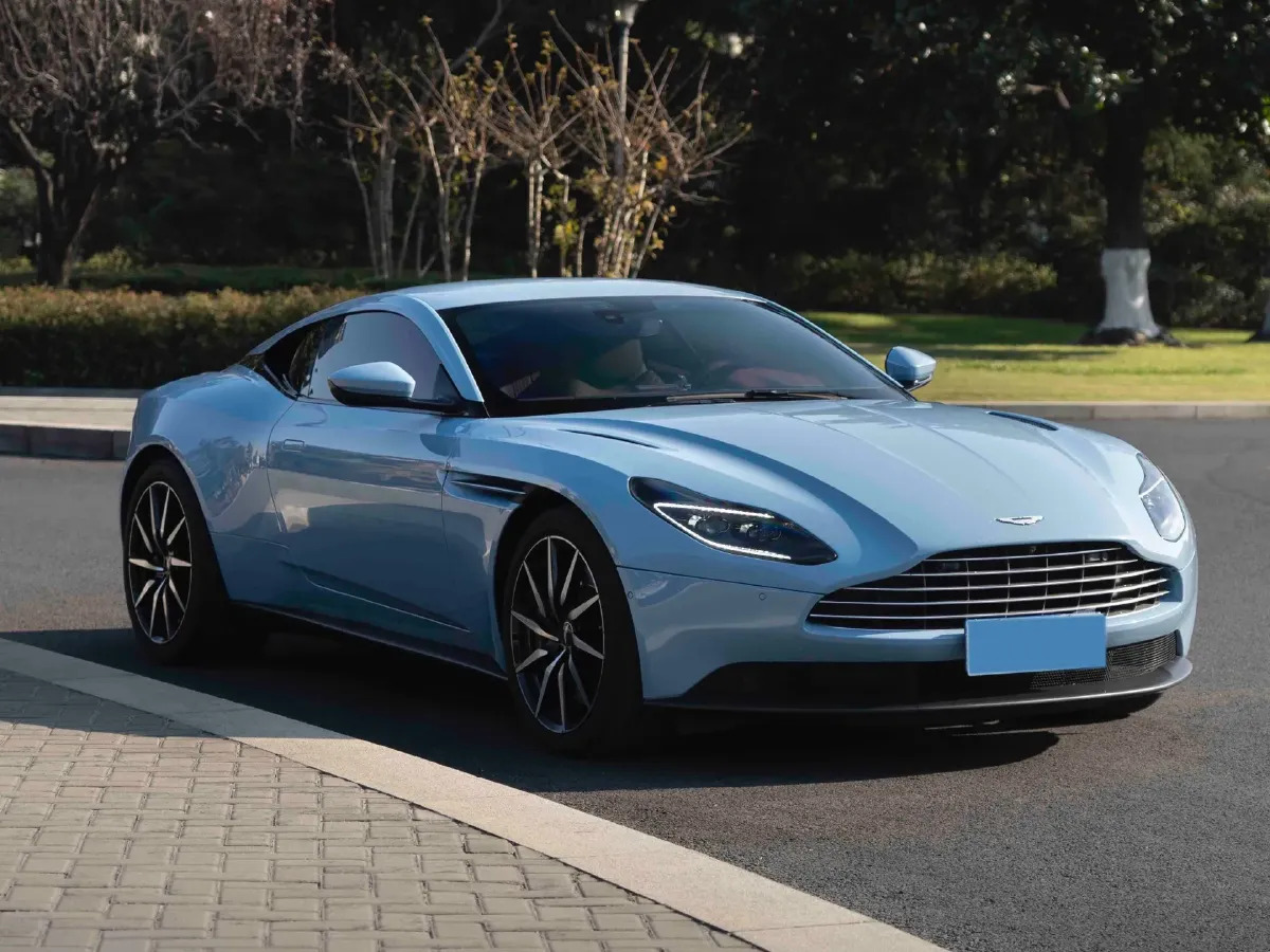 2022 Aston Martin DB11 4.0T 534HP V8 8AT,autocango,china used car exporter,china ev exporter,chinese used car exporter,chinese used ev exporter