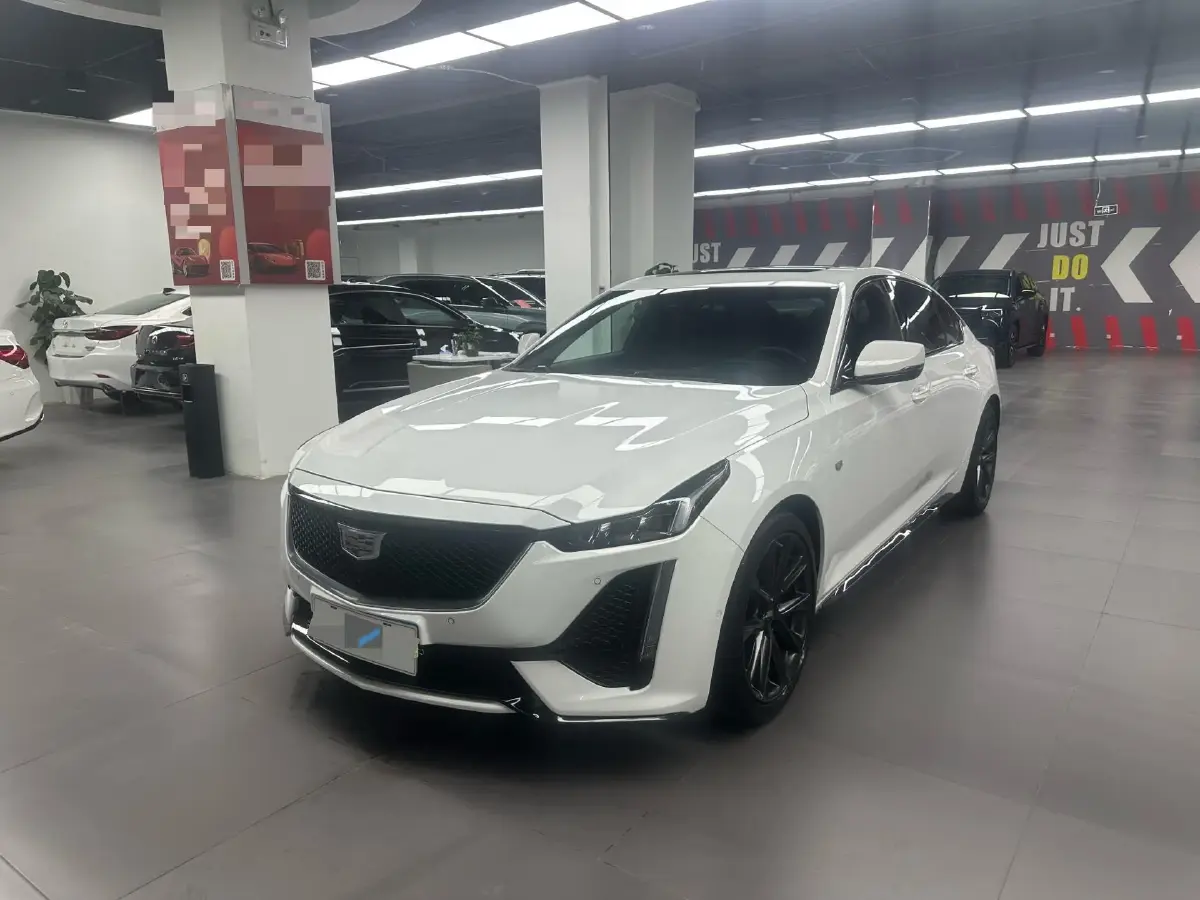 2021 Cadillac CT5 2.0T 237HP L4 10AT