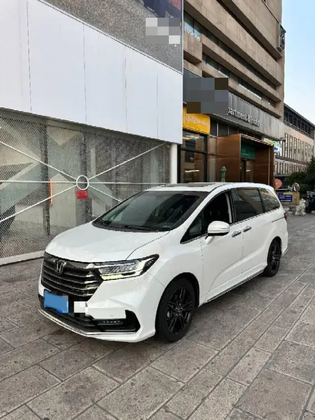 2022 Honda Odyssey 2.0L 146HP L4 E-CVT Hybrid