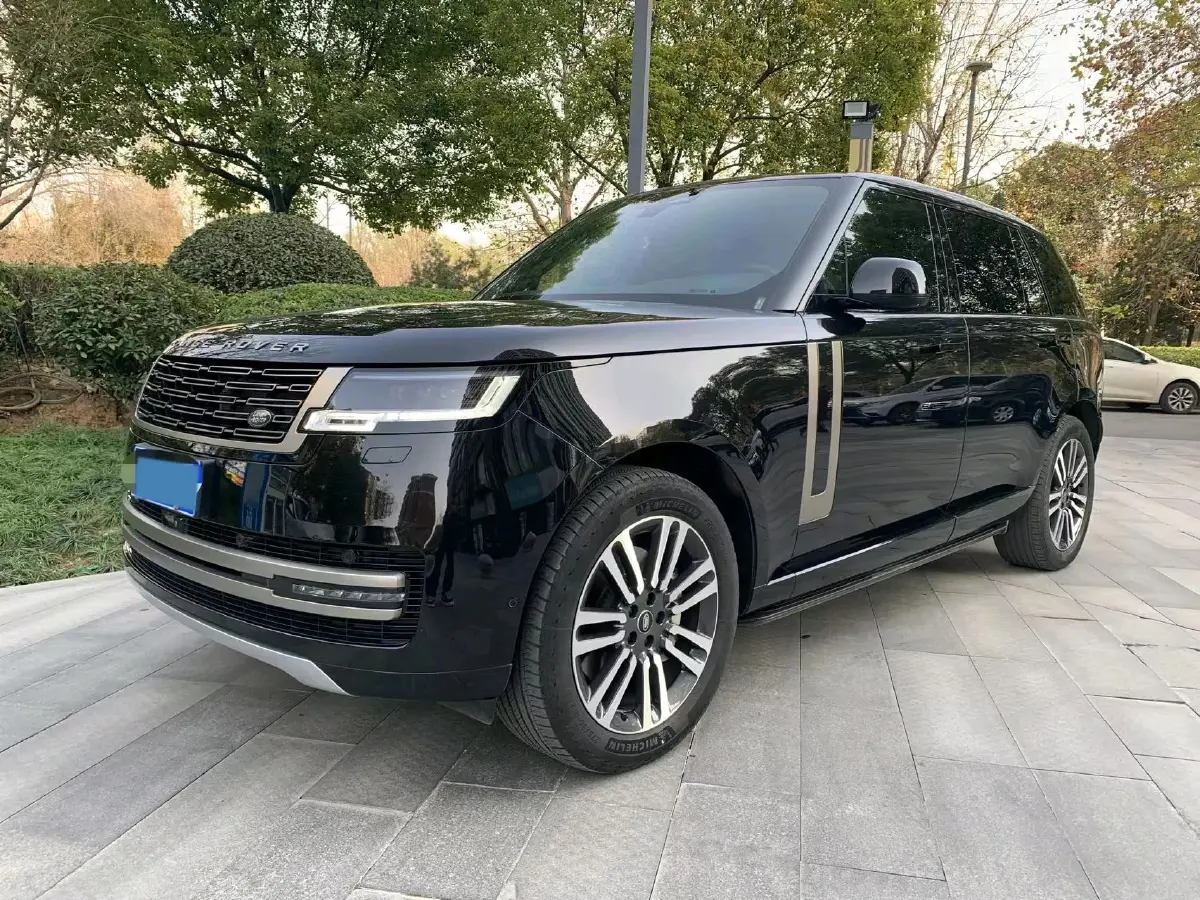 2023 Land Rover Range Rover 3.0T 400HP L6 8AT
