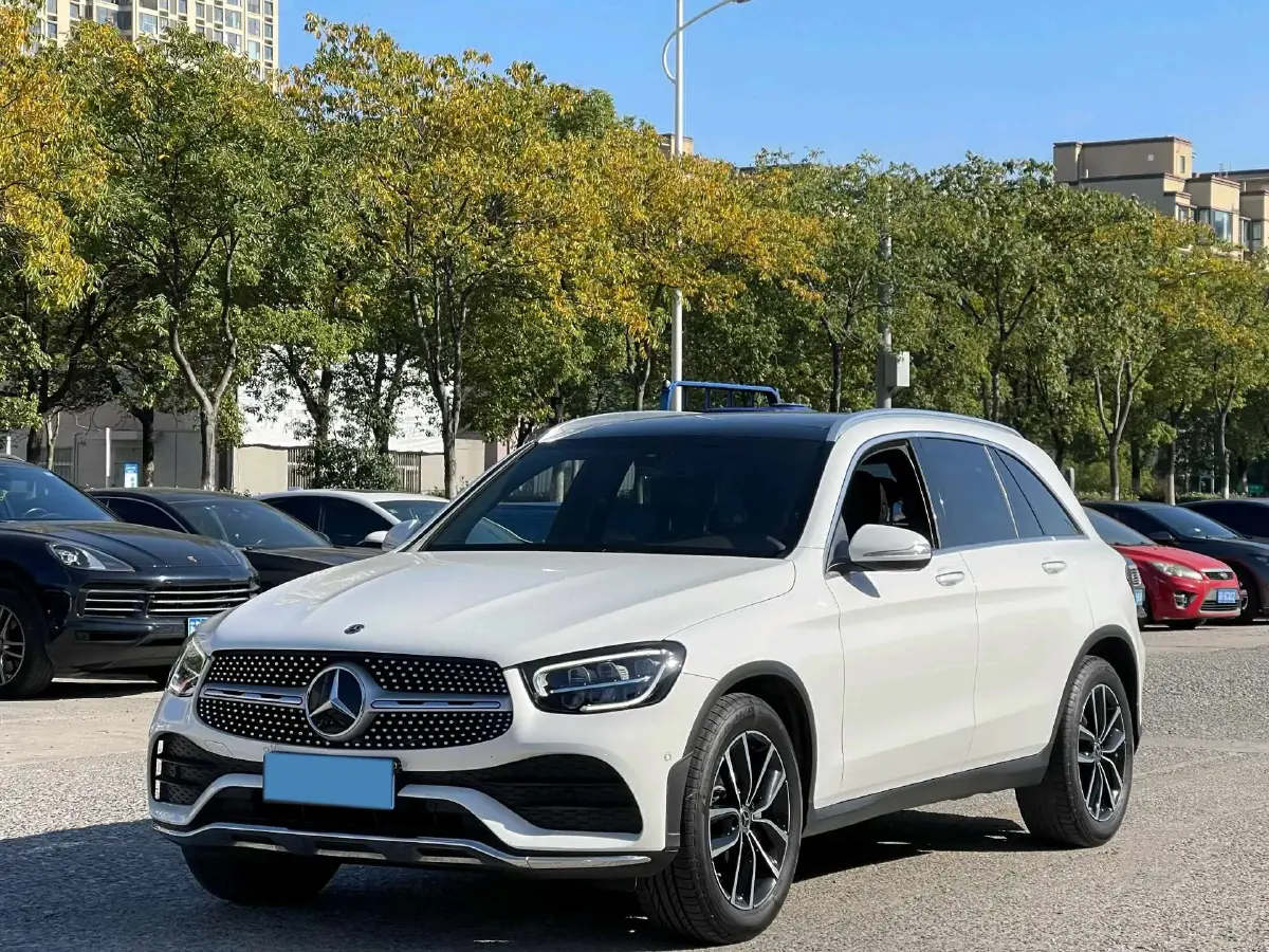 2020 Mercedes-Benz GLC Class 2.0T 197HP L4 9AT