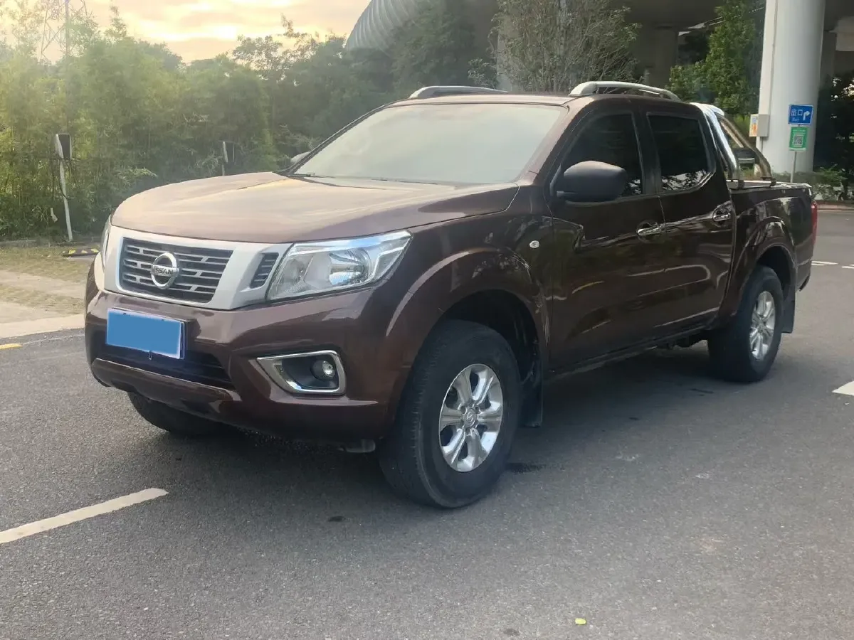 2021 Nissan Navara 2.5L 193HP L4 6MT,autocango,china used car exporter,china ev exporter,chinese used car exporter,chinese used ev exporter
