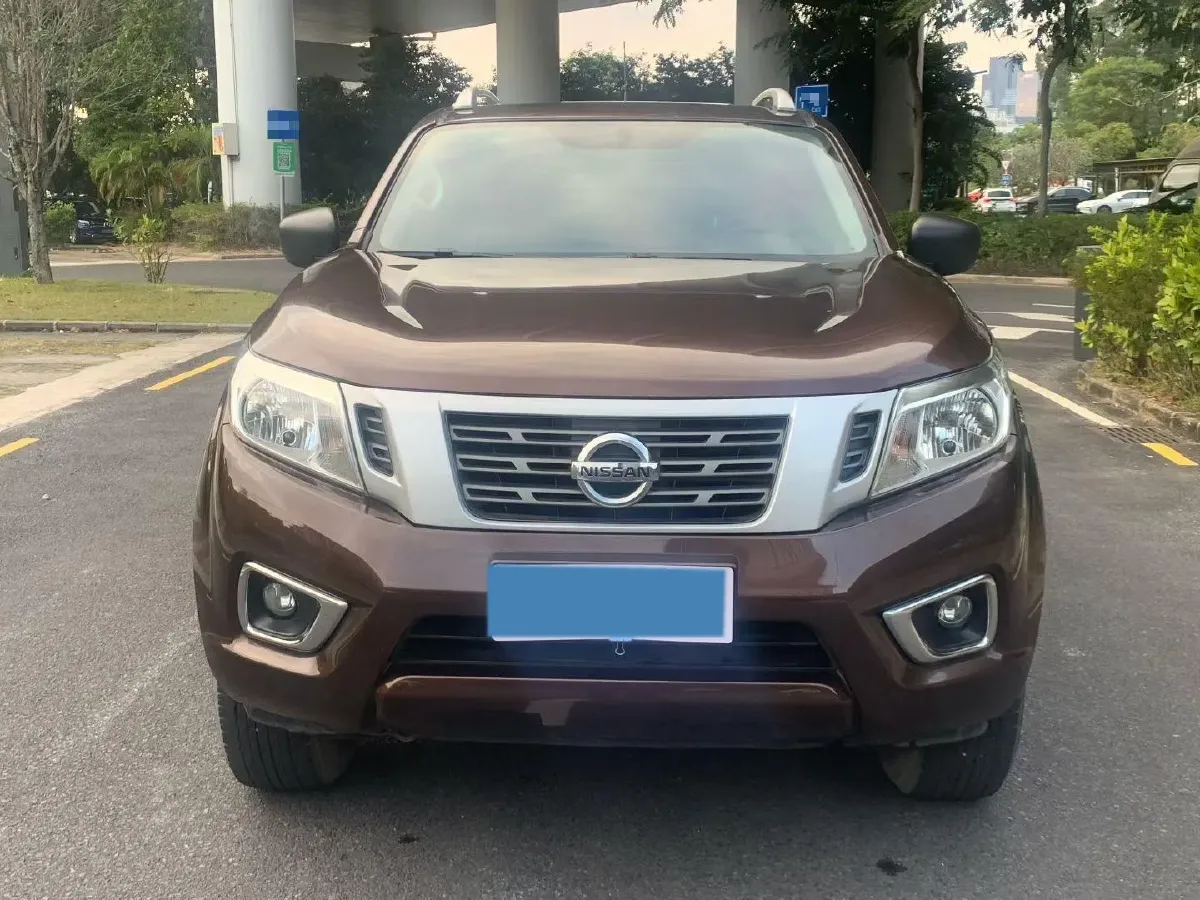 2021 Nissan Navara 2.5L 193HP L4 6MT,autocango,china used car exporter,china ev exporter,chinese used car exporter,chinese used ev exporter