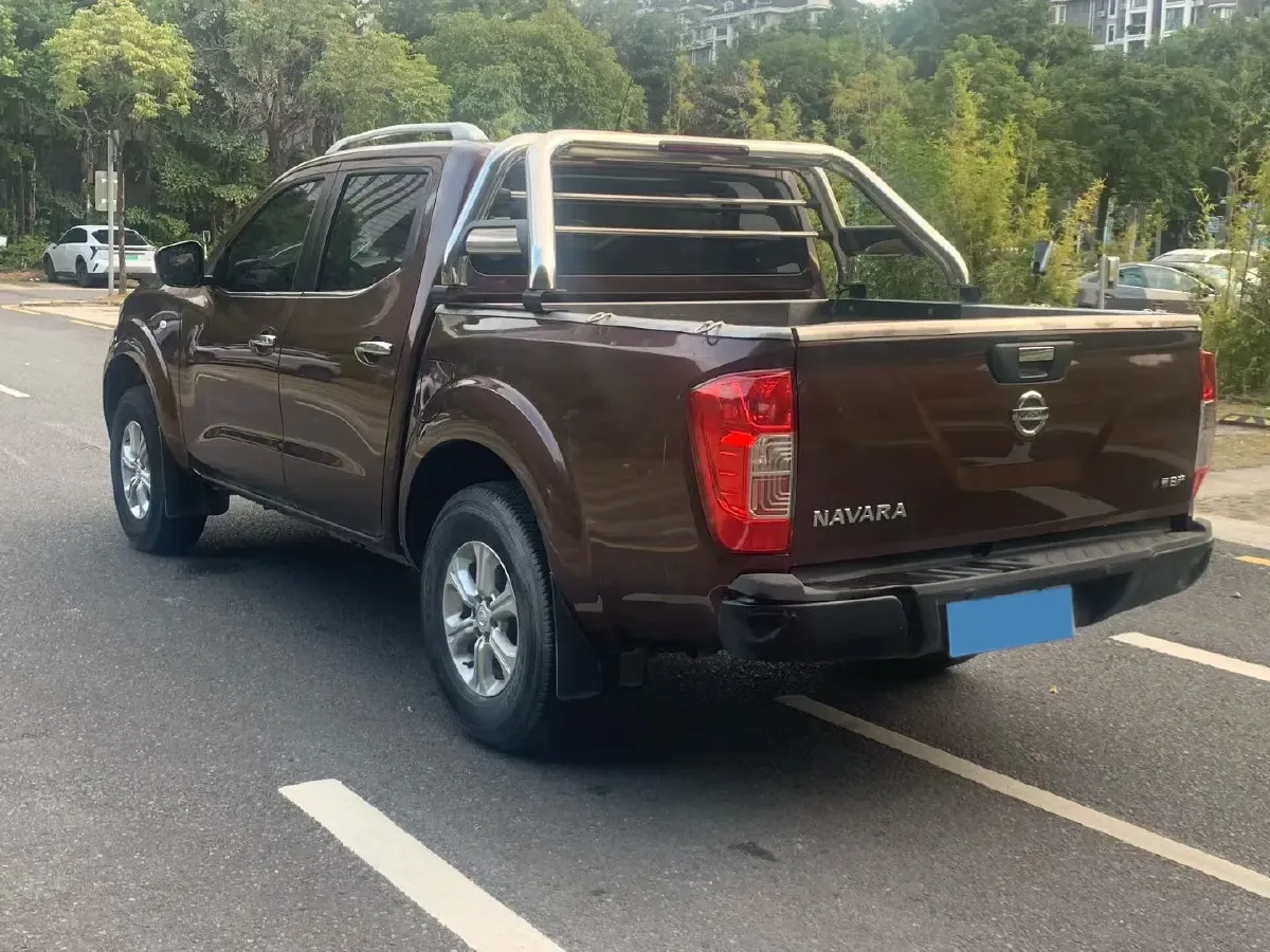 2021 Nissan Navara 2.5L 193HP L4 6MT,autocango,china used car exporter,china ev exporter,chinese used car exporter,chinese used ev exporter