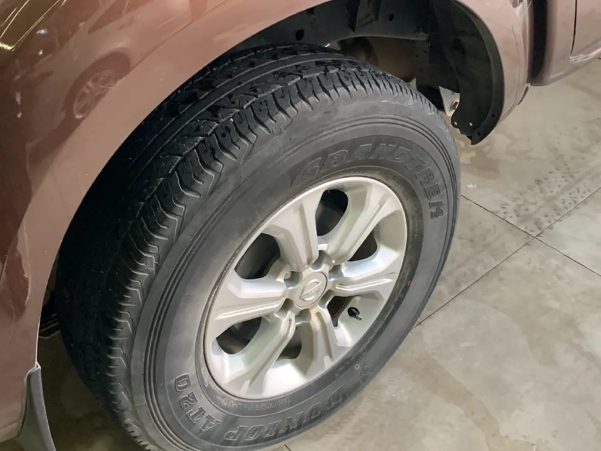 2021 Nissan Navara 2.5L 193HP L4 6MT,autocango,china used car exporter,china ev exporter,chinese used car exporter,chinese used ev exporter