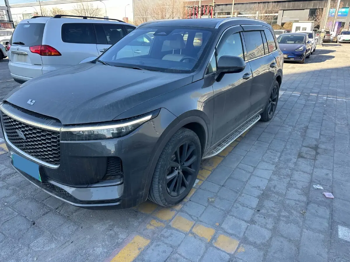 2021 Li ONE Range Extended 131HP REEV 40.5KWH