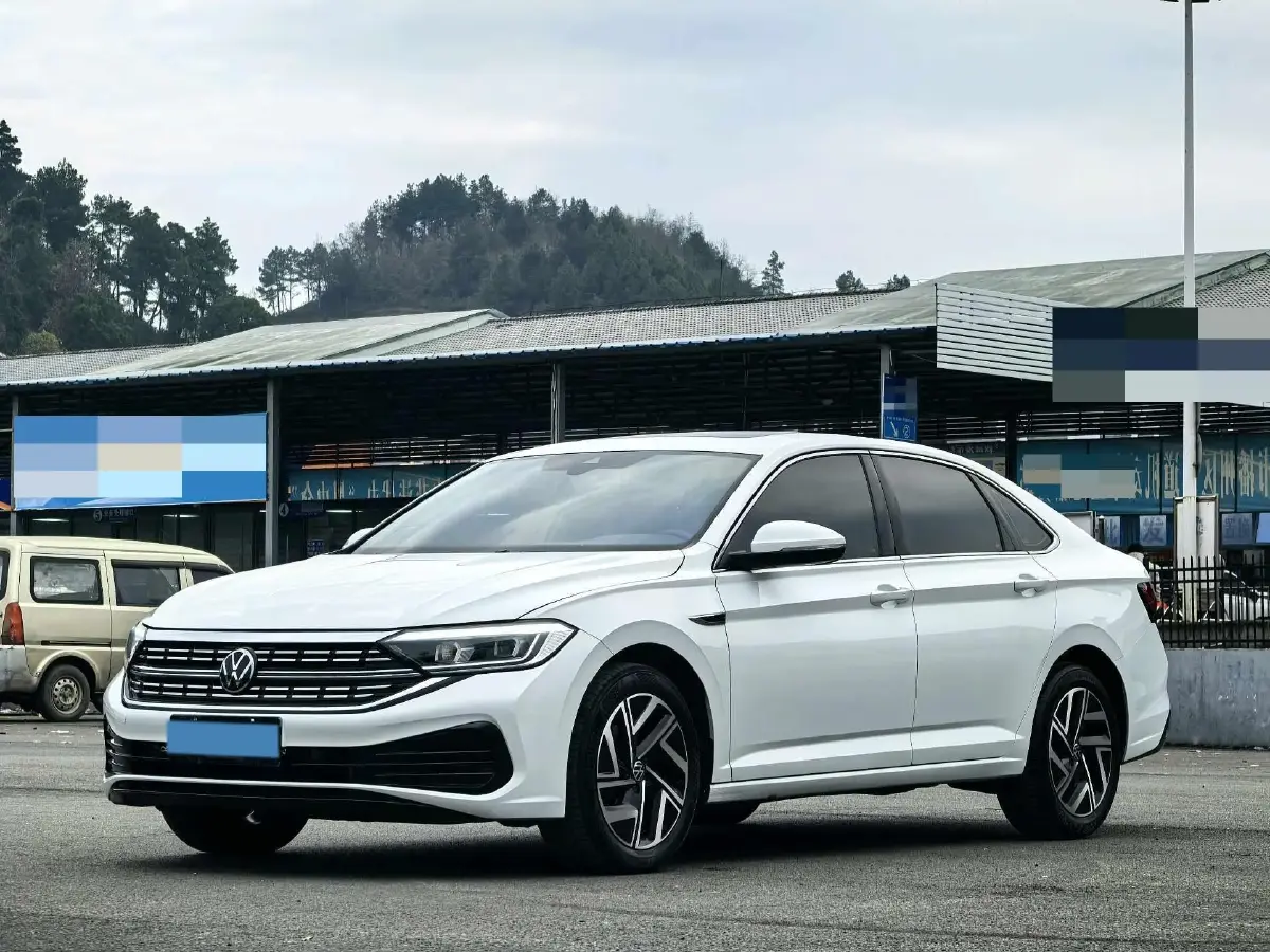 2023 Volkswagen Sagitar 1.5T 160HP L4 7DCT