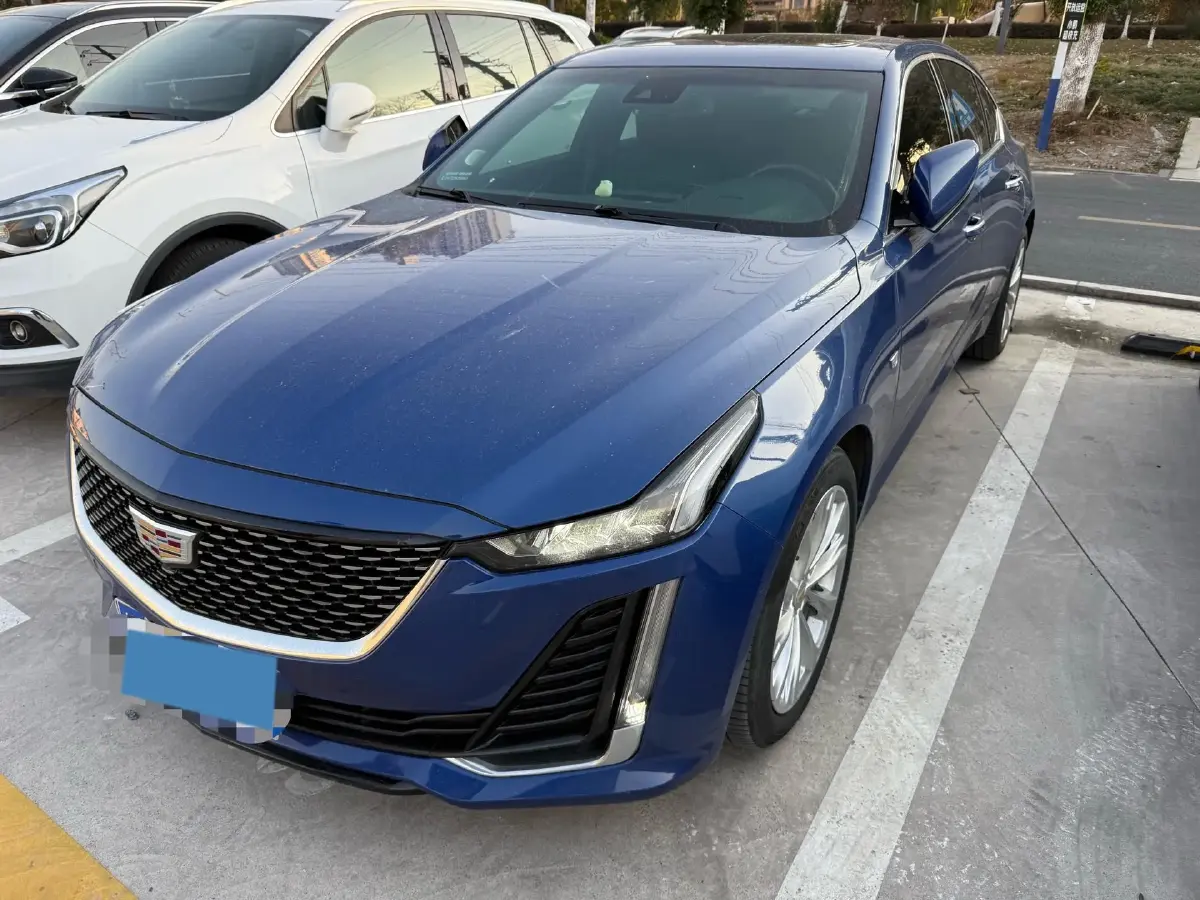 2021 Cadillac CT5 2.0T 237HP L4 10AT