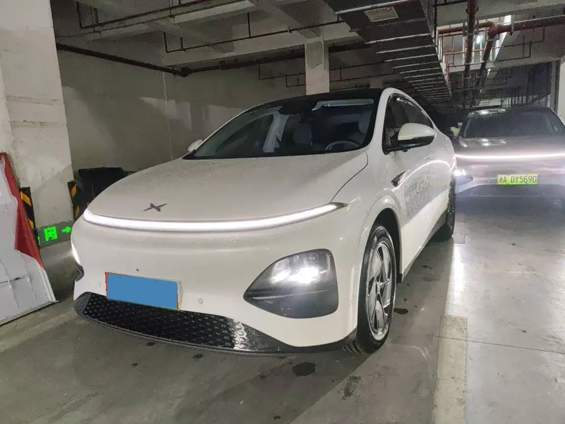 2025 Xpeng G6 BEV 68.5KWH