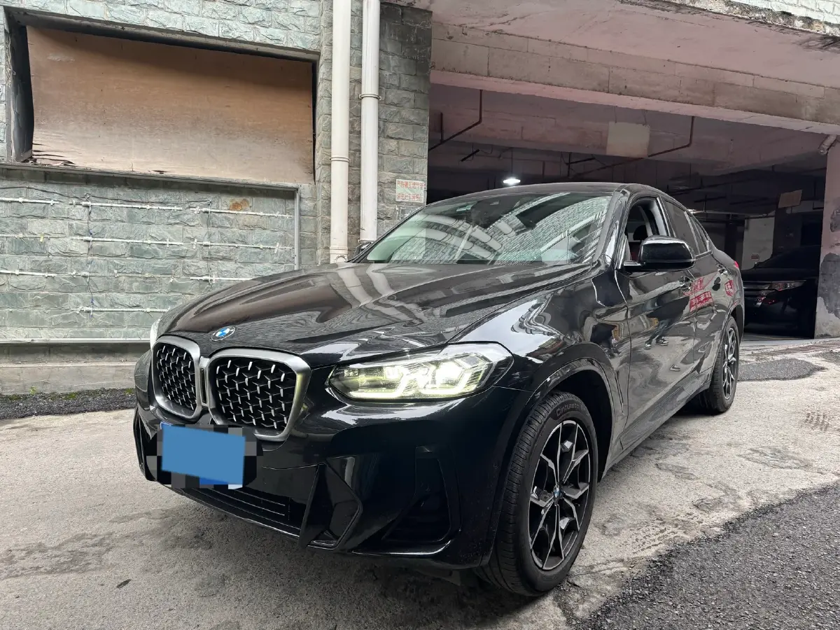 2022 BMW X4 2.0T 245HP L4 8AT