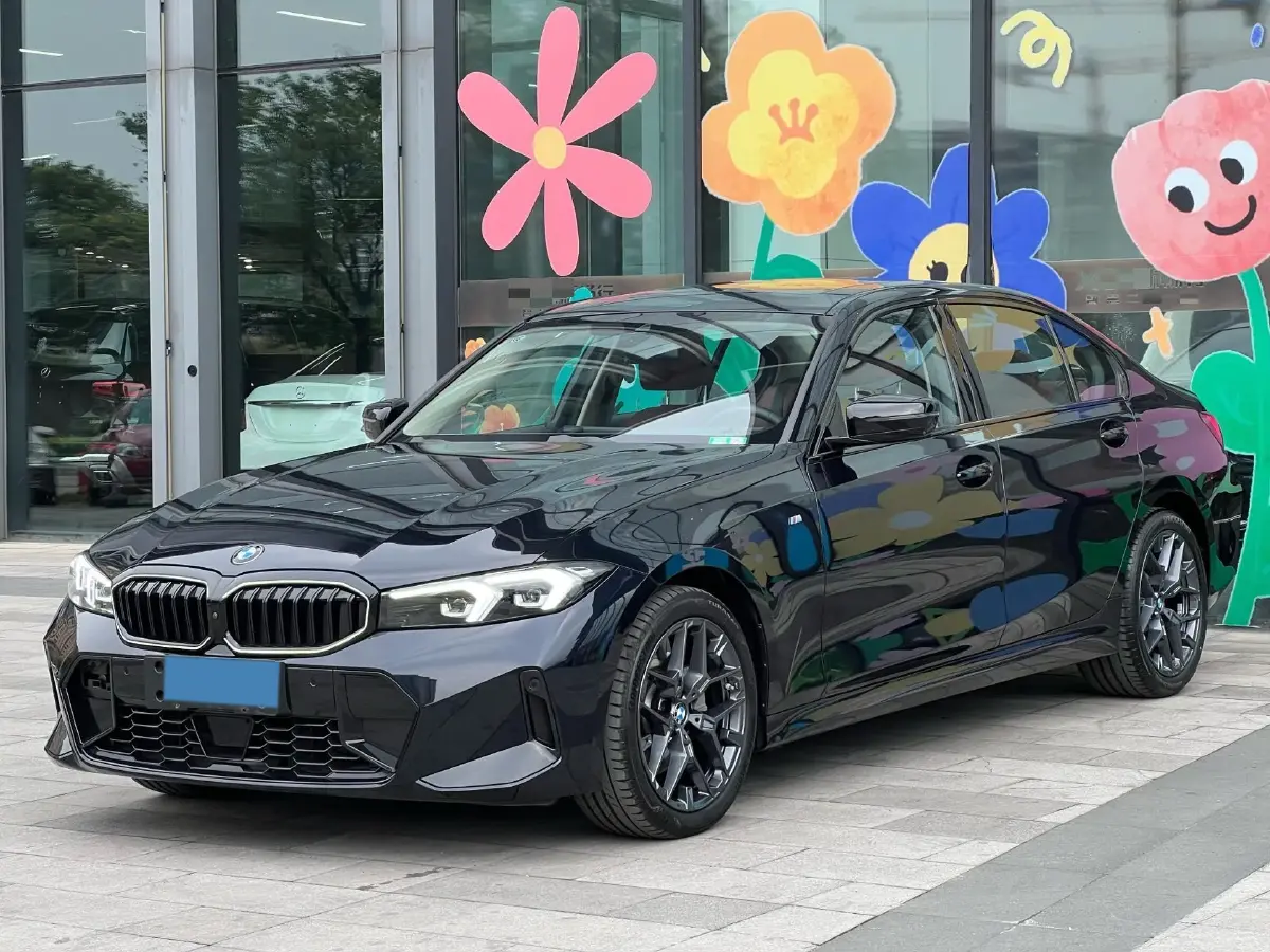 2025 BMW 3 Series 2.0T 245HP L4 8AT