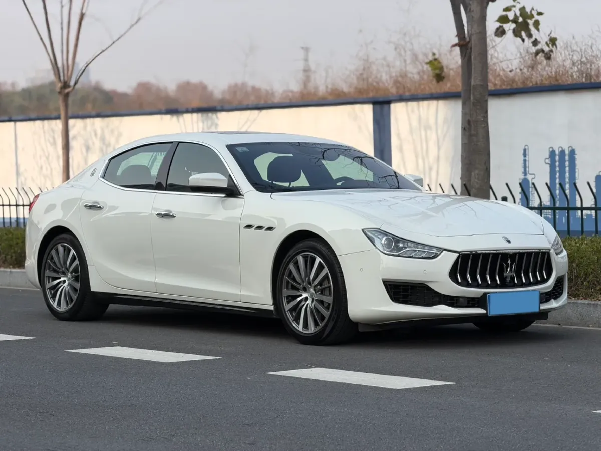 2018 Maserati Ghibli 3.0T 350HP V6 8AT,autocango,china used car exporter,china ev exporter,chinese used car exporter,chinese used ev exporter