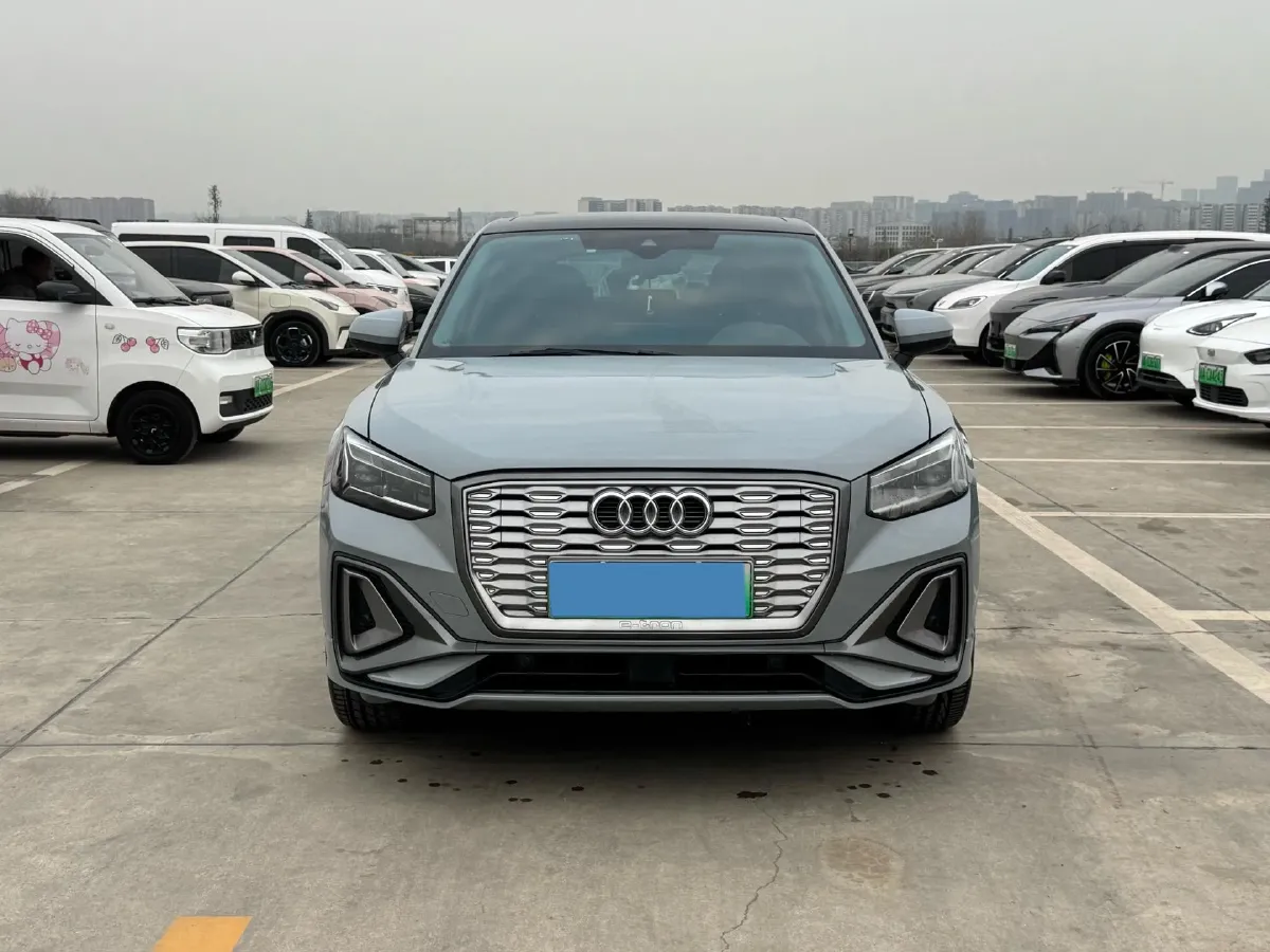 2022 Audi Q2L e-tron BEV 44.1KWH,autocango,china used car exporter,china ev exporter,chinese used car exporter,chinese used ev exporter