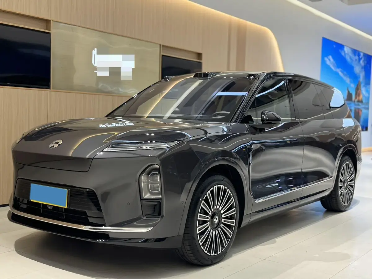 2026 NIO ES8 BEV