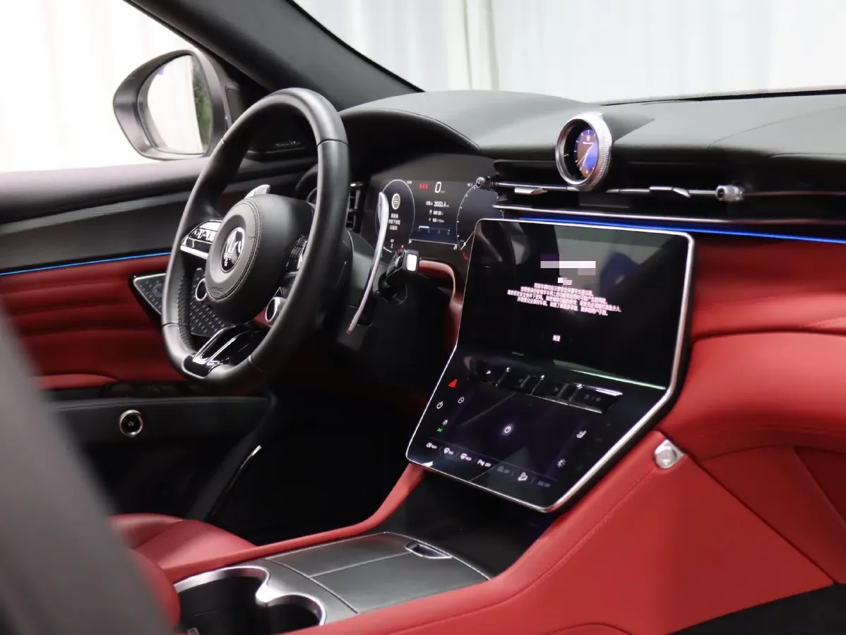 2023 Maserati Grecale 2.0T 300HP L4 8AT,autocango,china used car exporter,china ev exporter,chinese used car exporter,chinese used ev exporter