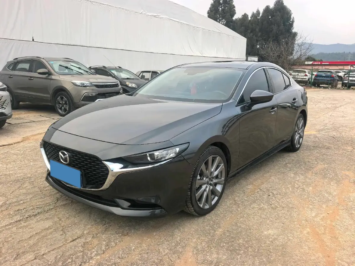 2022 Mazda 3 Axela 2.0L 158HP L4 6AT