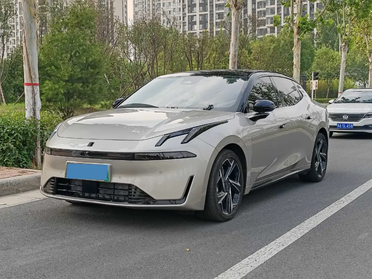 2024 LYNK&CO 01 2.0T 254HP L4 8AT