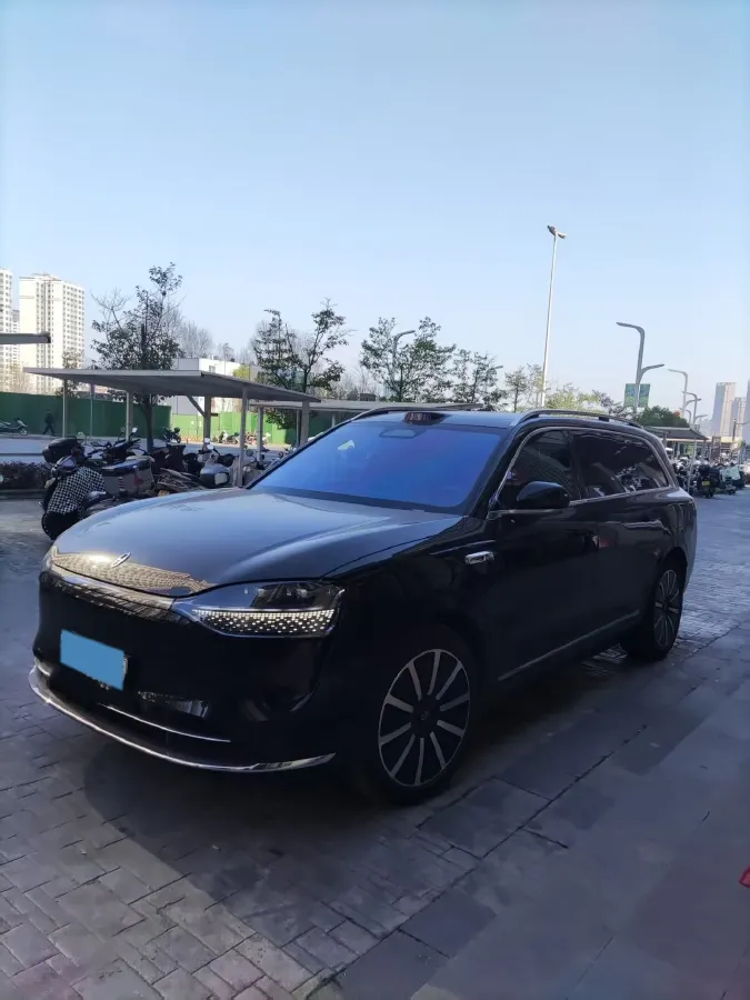 2025 AITO AITO M9 REEV 160HP REEV 52KWH,autocango,china used car exporter,china ev exporter,chinese used car exporter,chinese used ev exporter