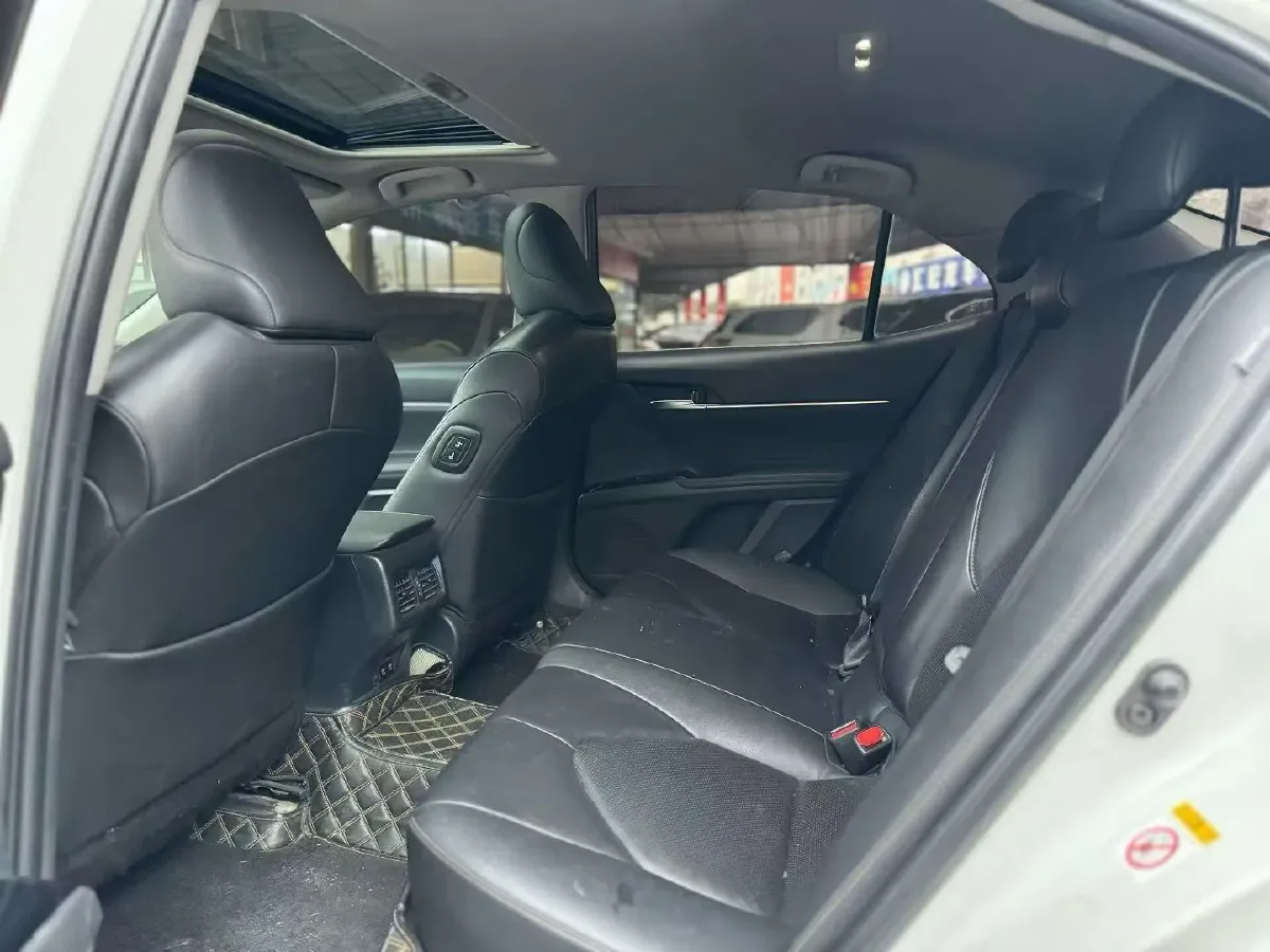 2018 Toyota Camry 2.0L 169HP L4 6AT,autocango,china used car exporter,china ev exporter,chinese used car exporter,chinese used ev exporter