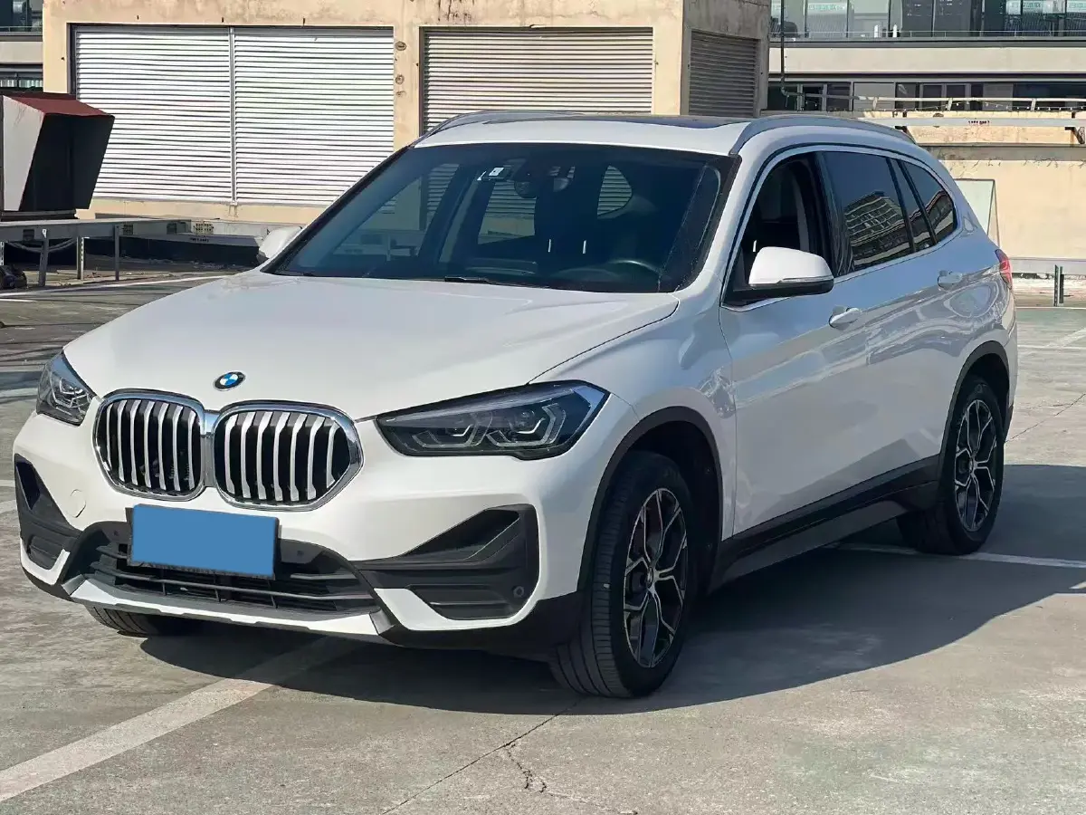2021 BMW X1 2.0T 192HP L4 7DCT