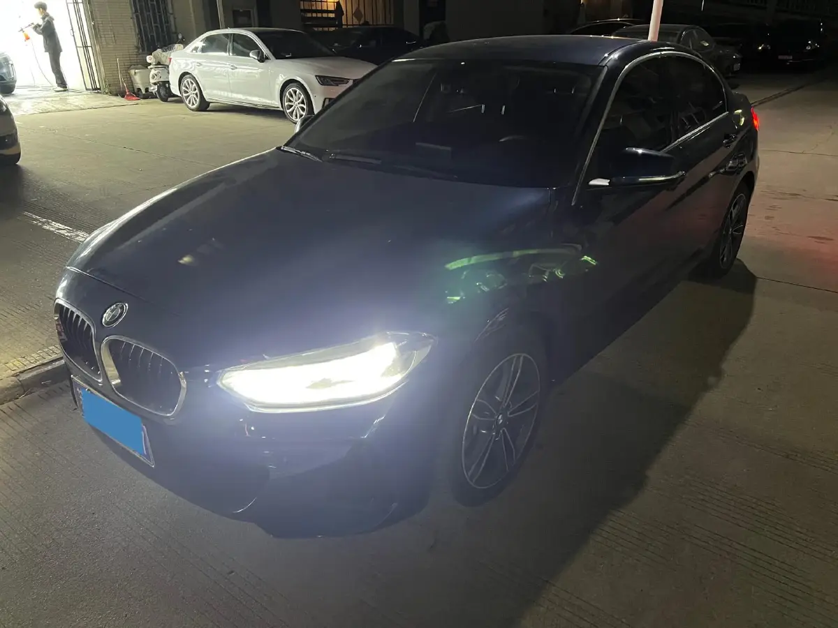 2021 BMW 1 Series 1.5T 140HP L3 7DCT