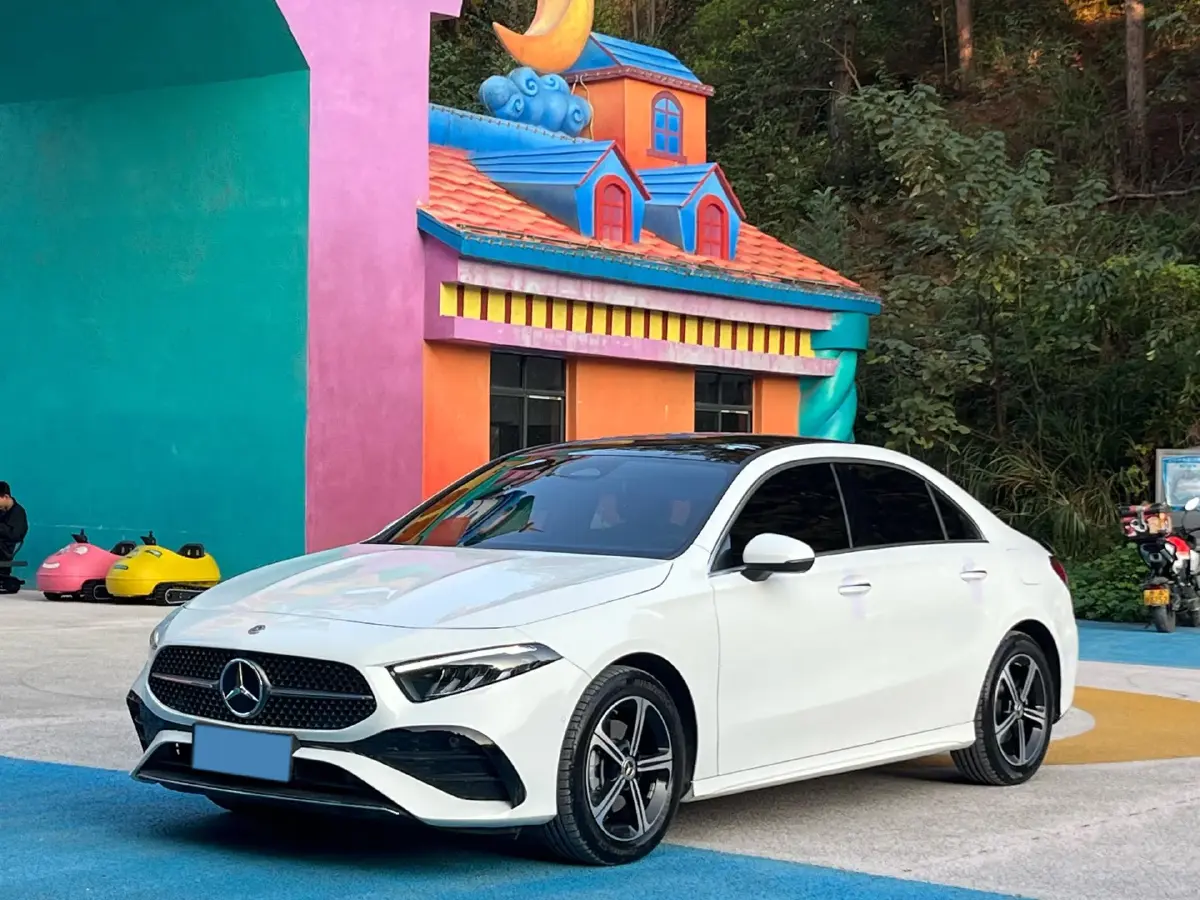 2022 Mercedes-Benz C Class 1.5T 204HP L4 9AT