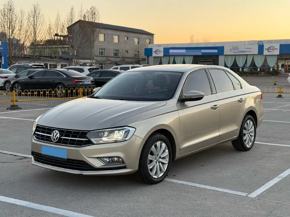 2018 Volkswagen Bora 1.5L 110HP L4 5MT