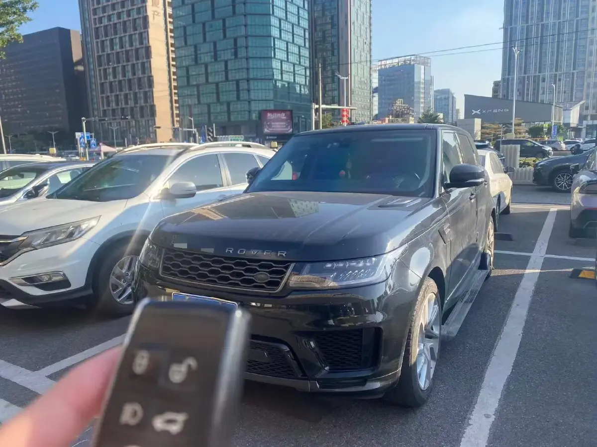 2020 Land Rover Range Rover Sport 3.0T 360HP L6 8AT