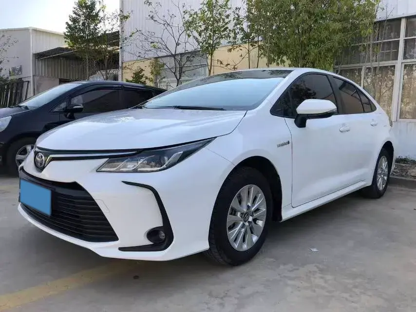 2022 Toyota Corolla 1.8L 98HP L4 E-CVT Hybrid