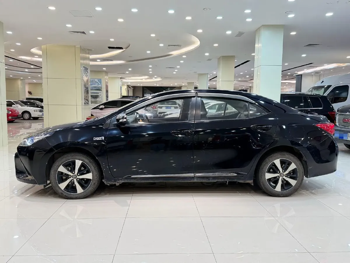 2019 Toyota Corolla Hybird E+ 1.8L 99HP L4 E-CVT PHEV 10.5KWH,autocango,china used car exporter,china ev exporter,chinese used car exporter,chinese used ev exporter