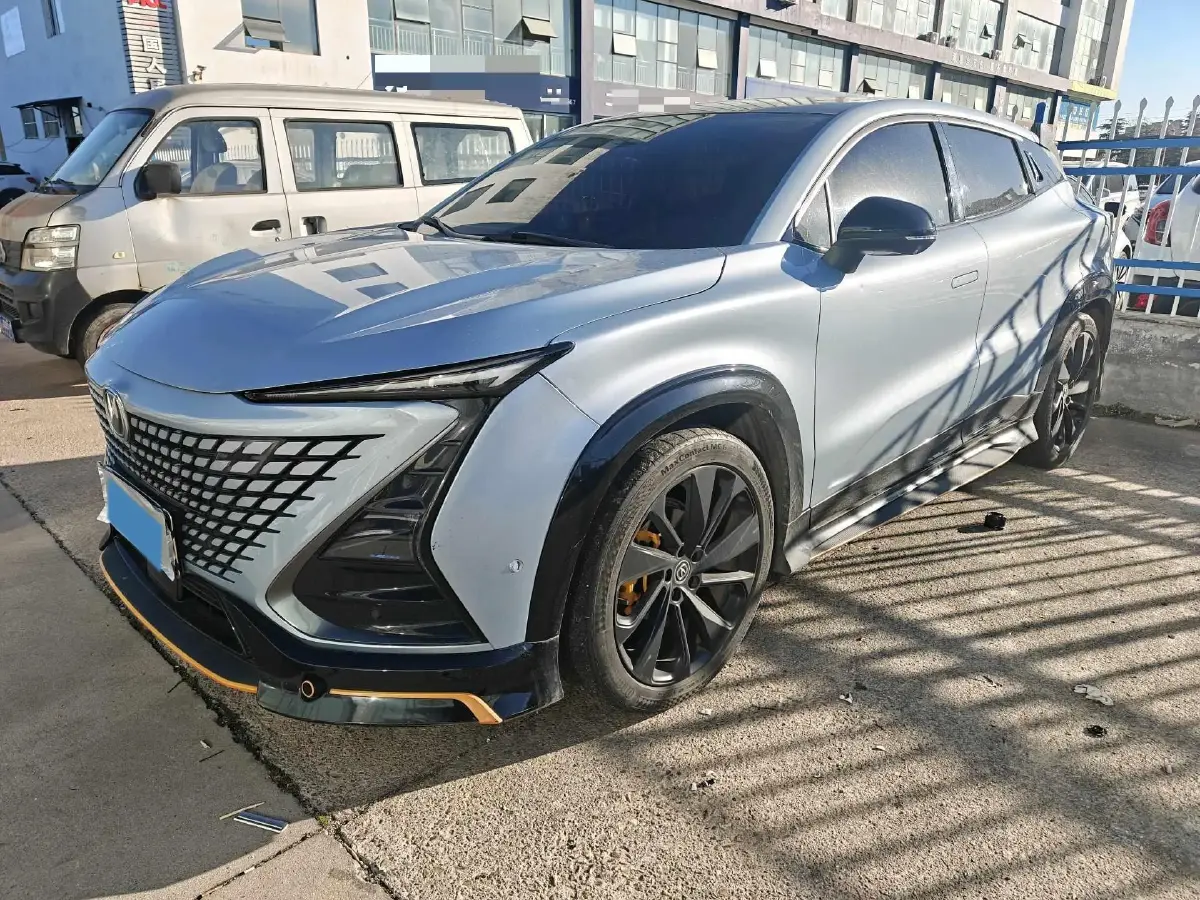 2022 ChangAn UNI-T 1.5T 188HP L4 7DCT