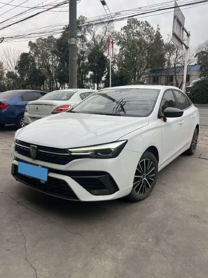 2021 Roewe i5 1.5L 120HP L4 5MT