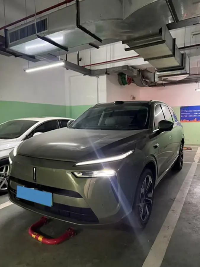 2025 WEY BlueMountain 1.5T 170HP L4 4DHT PHEV 52.3KWH