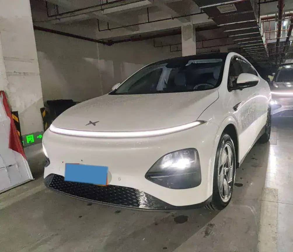 2025 Xpeng G6 BEV 68.5KWH