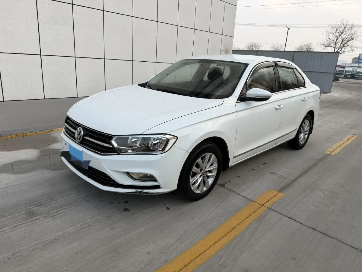 2018 Volkswagen Bora 1.5L 110HP L4 5MT