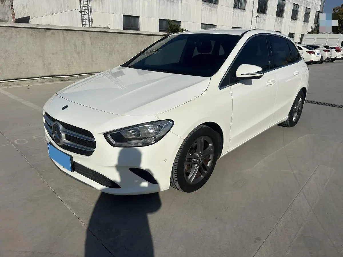 2020 Mercedes-Benz B Class 1.3T 136HP L4 7DCT