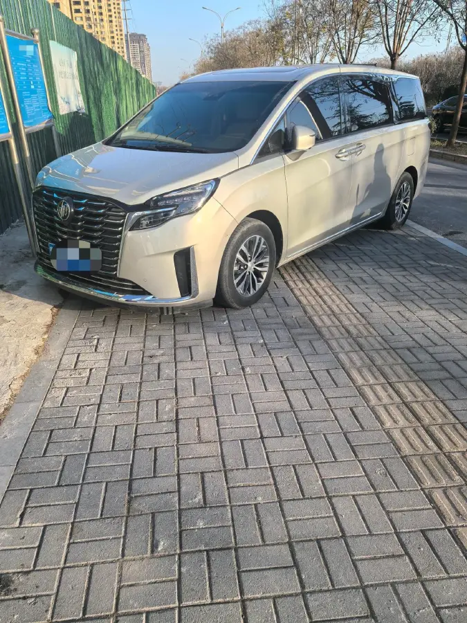 2023 Buick GL8 2.0T 237HP L4 9AT