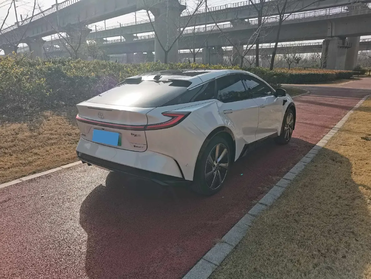 2025 Toyota bZ5 BEV,autocango,china used car exporter,china ev exporter,chinese used car exporter,chinese used ev exporter