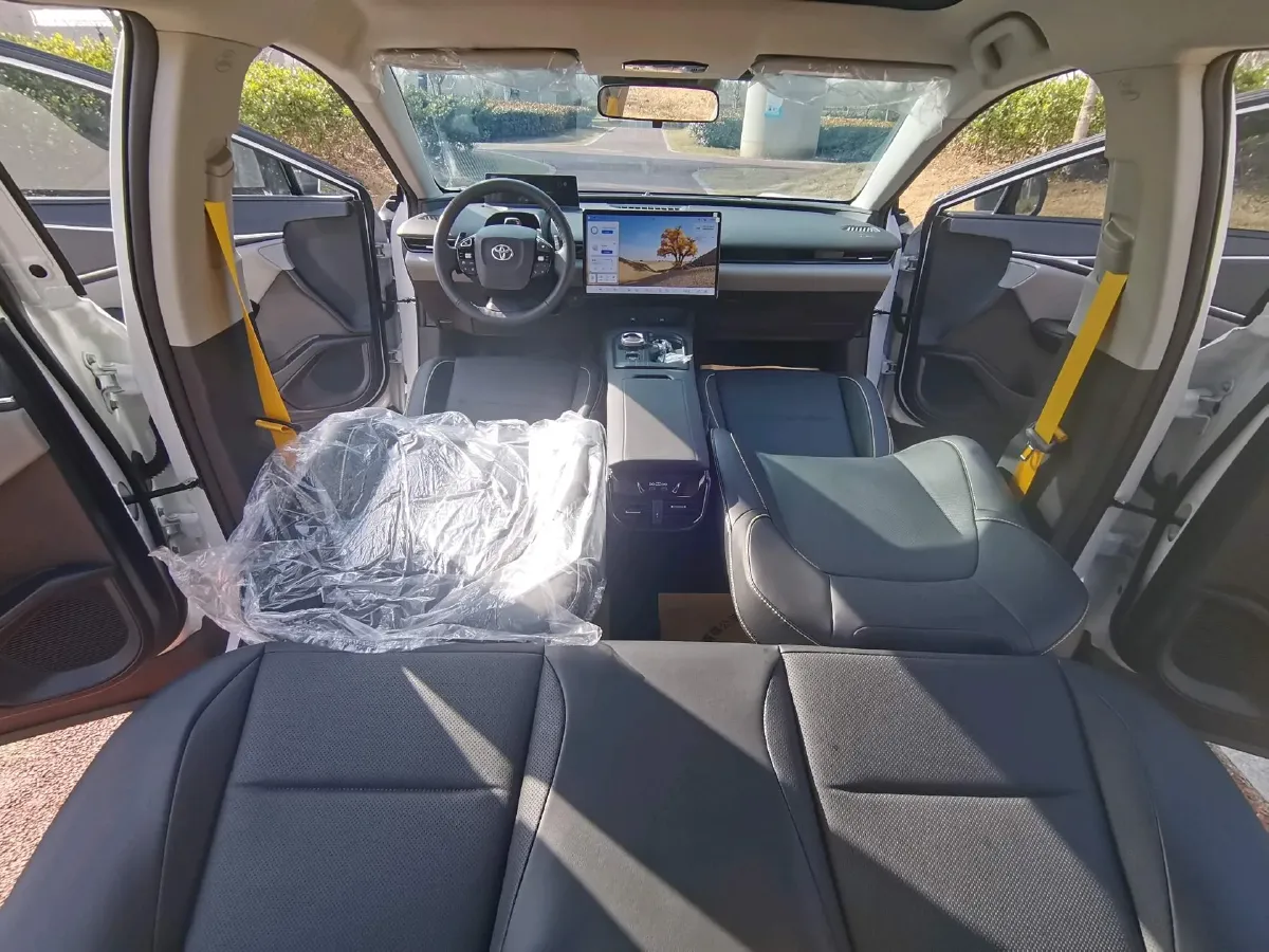 2025 Toyota bZ5 BEV,autocango,china used car exporter,china ev exporter,chinese used car exporter,chinese used ev exporter