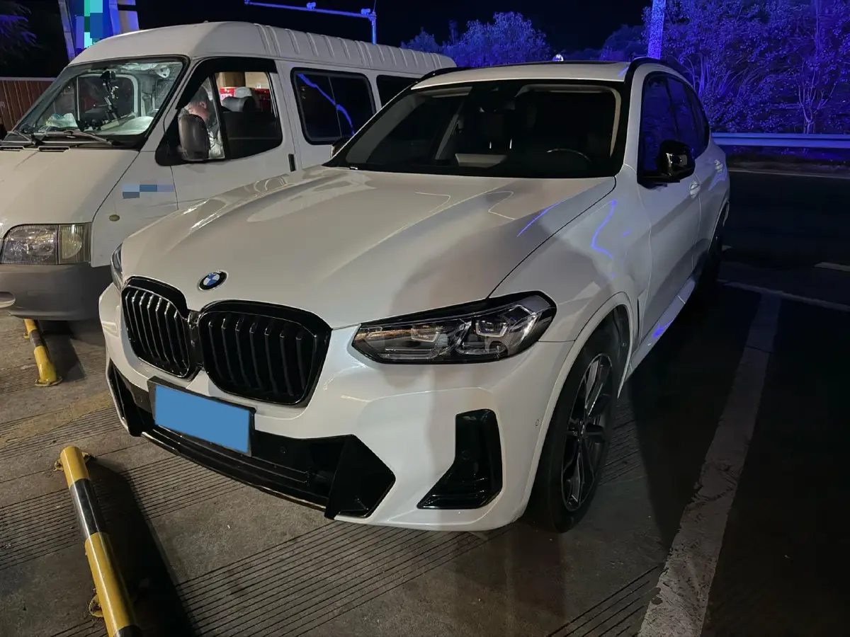 2022 BMW X3 2.0T 252HP L4 8AT