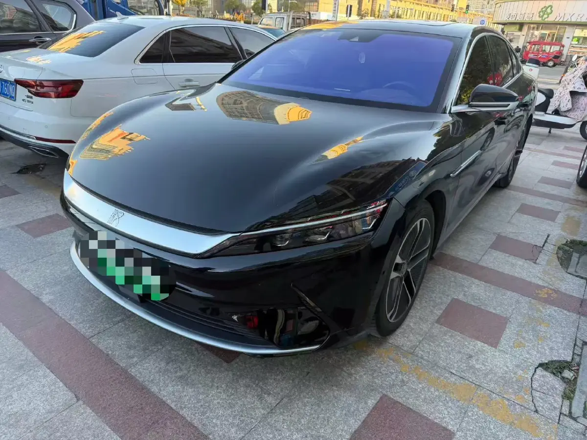 2020 Lincoln MKZ 2.0T 196HP L4 6AT