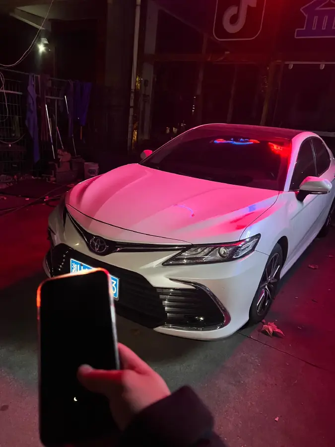 2021 Toyota Camry 2.5L 209HP L4 8AT