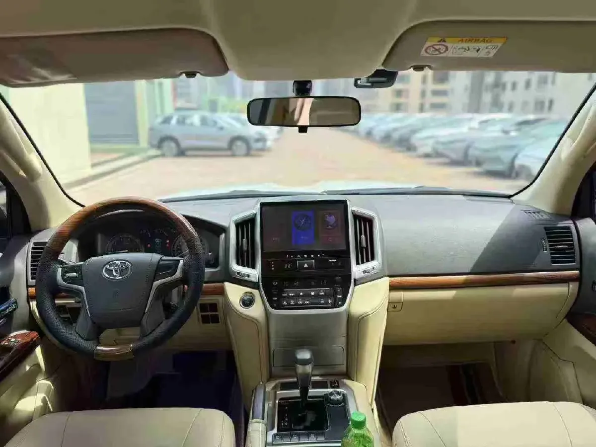 2015 Toyota Land Cruiser 4.0L 275HP V6 5AT,autocango,china used car exporter,china ev exporter,chinese used car exporter,chinese used ev exporter