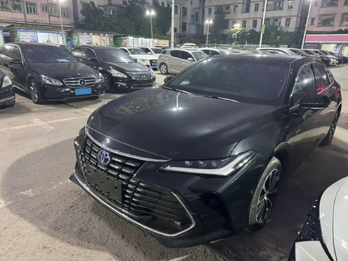 2023 Toyota Avalon 2.5L 178HP L4 E-CVT Hybrid