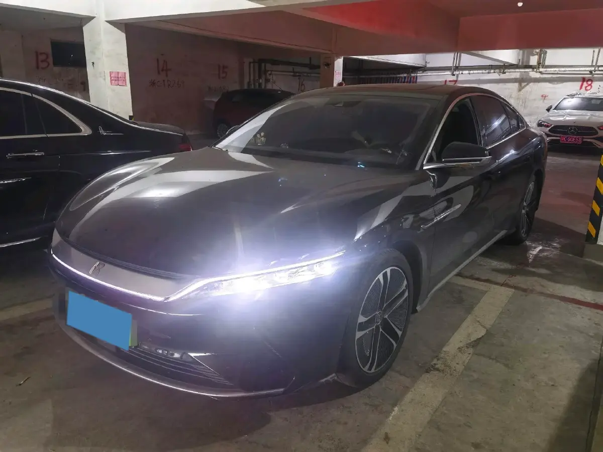 2020 Lincoln MKZ 2.0T 196HP L4 6AT