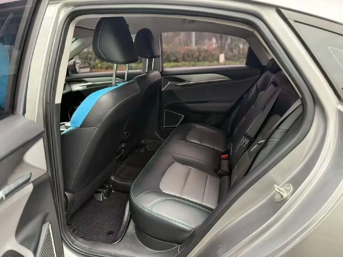 2024 Geometry G6 BEV 53.4KWH,autocango,china used car exporter,china ev exporter,chinese used car exporter,chinese used ev exporter