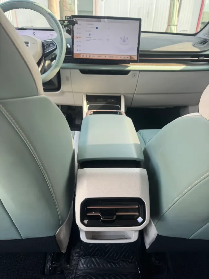 2022 Ruichi Auto ED71 BEV 60.152KWH,autocango,china used car exporter,china ev exporter,chinese used car exporter,chinese used ev exporter