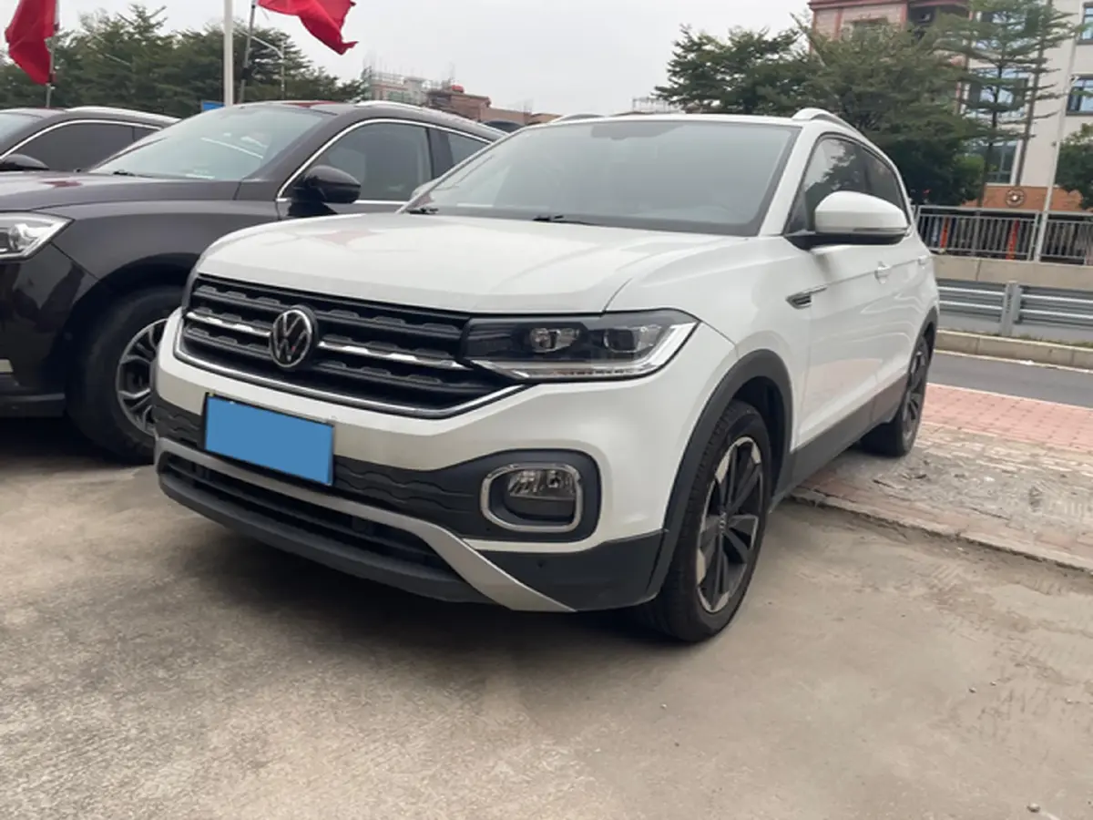 2021 Volkswagen Tacqua 1.2T 116HP L4 7DCT